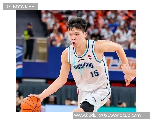 杨瀚森下放G联赛引热议！媒体人猜测场均30分钟交出15+7+3+3